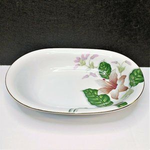 Yamaka (Newcrest) Hibiscus 11⅛" Oval Vegetable Bowl Occupied Japan Gold Trim